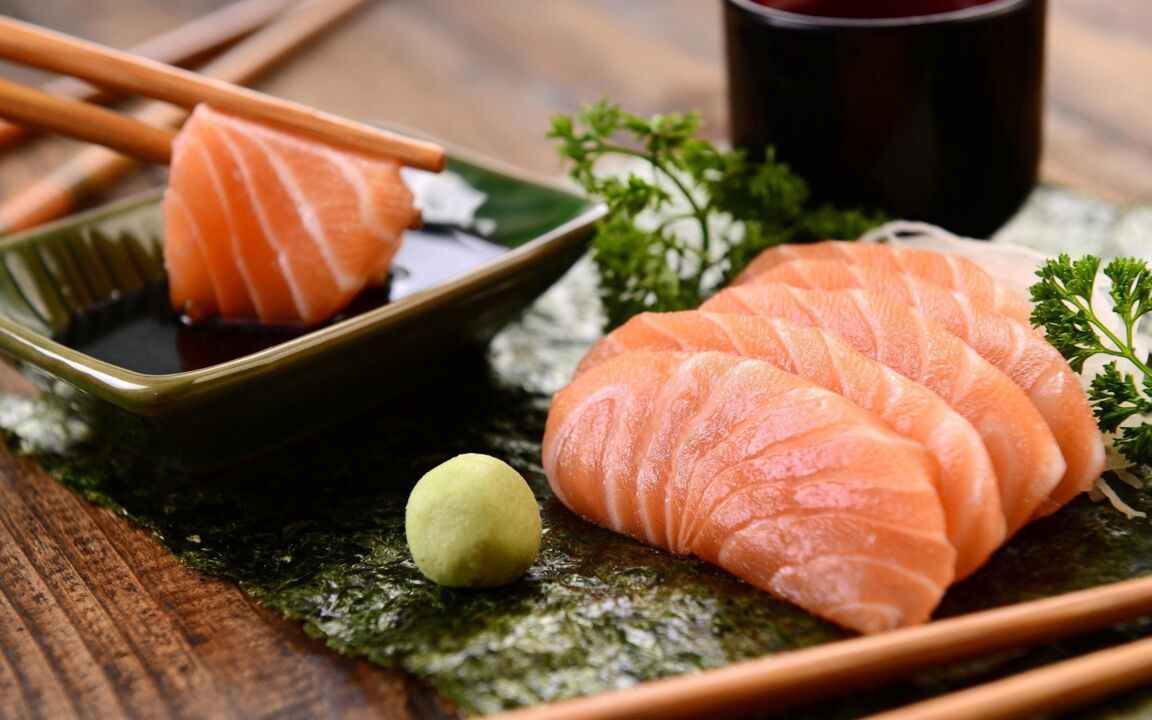 Ryby sú jedným zo základných prvkov japonskej stravy, s výnimkou tučných odrôd, ako je losos.